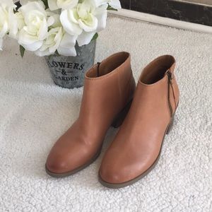 Gap ankle boots